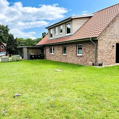 Erholungnow-haus In Ruhiger Lage *