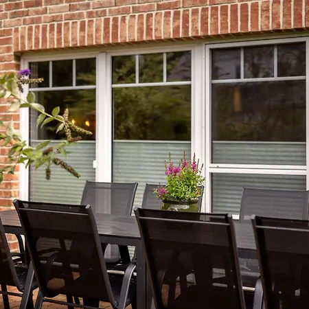 Erholungnow-haus In Ruhiger Lage