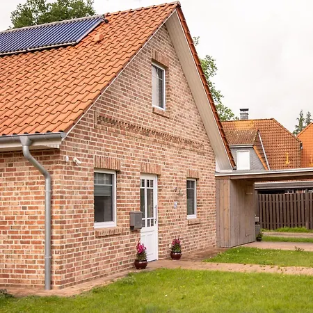 Erholungnow-haus In Ruhiger Lage *